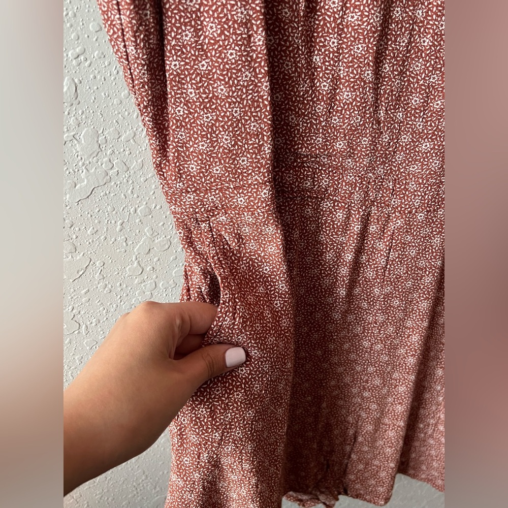 A&F open back romper!! π€ - Picture 4 of 7